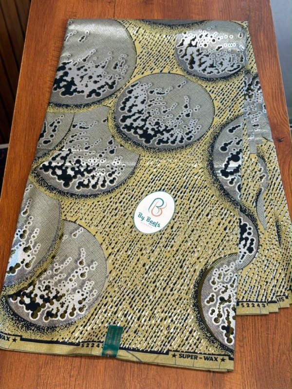Medium Embellished